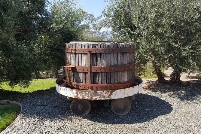 6-Hour Private Wine Tasting Tour with a Sample Stops - Materra Cunat Family Vineyards: more choice in the glass