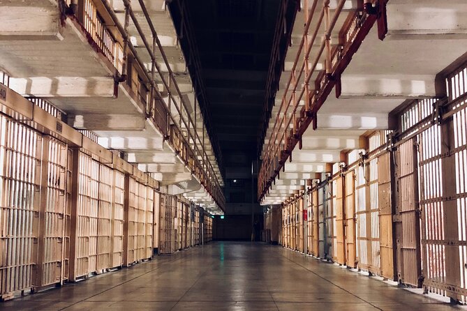 Alcatraz Night Tour and San Francisco Bay Cruise - The best parts, and the limits