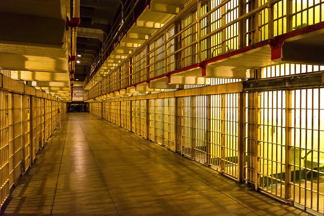 Alcatraz Night Tour with SF Bay Cruise - Pier 39 gives you a useful first hour