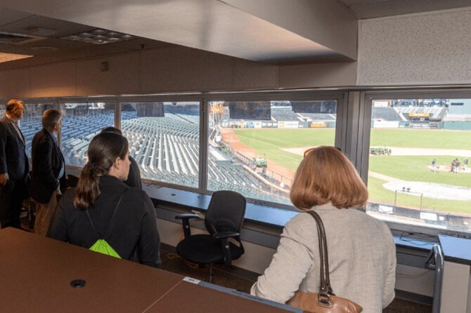 Behind-the-Scenes Ballpark Tour of Oracle Park - Should you book the Oracle Park tour?