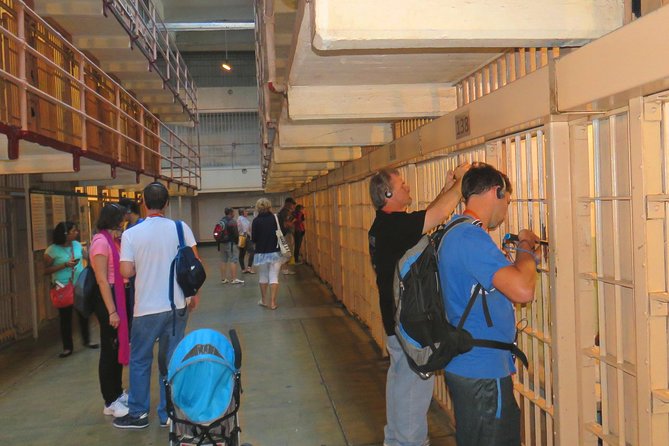 Best Alcatraz Prison Tickets & San Francisco Combo Tour - A fast San Francisco orientation before Alcatraz