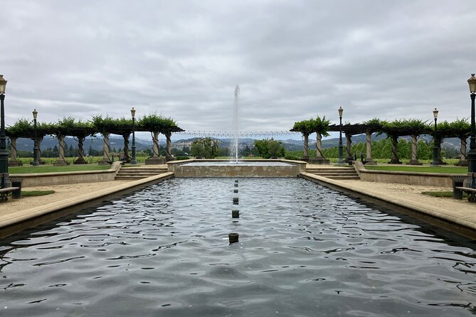 Best Private Wine Tours of Napa Valley-Sonoma for up to 8 people - Lunch, Coffee, and Breaks Between Tastings