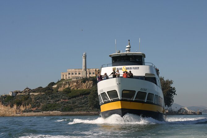 Bus & Boat & Bike Adventure - 3 Tours in 1 - The 60-minute Bay cruise gives you San Francisco’s best postcard view