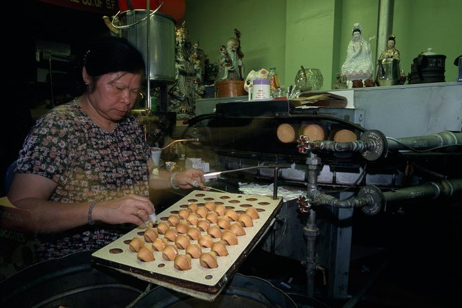 Chinatown Walking Tour: Food, History & Flavor - Tea at Vital Tea Leaf slows the pace