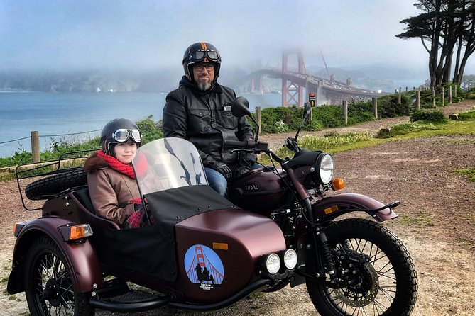 Classic Sidecar Tour of San Francisco - Alamo Square and the Painted Ladies