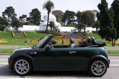 Custom Private Tour in Convertible MINI Cooper