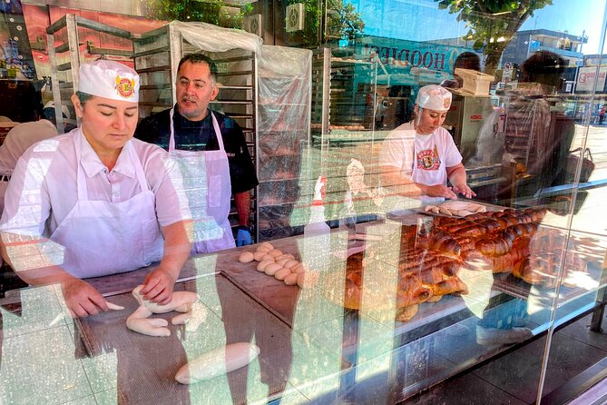 Fisherman’s Wharf Highlights Tour + Golden Gate Bay Voyage - Ghirardelli Square and the chocolate question