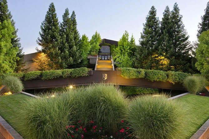 From SF : -8hr- Private Wine Tour & Custom Concierge.XL SUV - Who will get the most from this tour