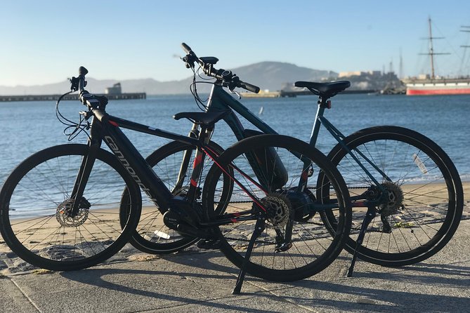 Golden Gate Bridge Electric Bike Rentals w/ Optional Ferry Return - Starting at 757 Beach Street