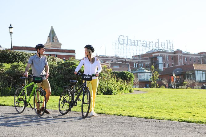 Golden Gate Bridge to Sausalito Bike Rental - The first miles toward the Golden Gate Bridge