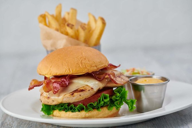 Hard Rock Cafe San Francisco - Why the music setting works for some groups