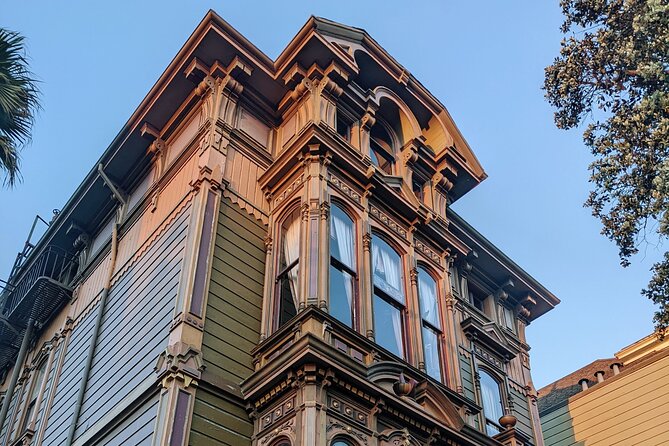Local Flavors: An Insider's Tour of San Francisco's Hidden Gems - City Hall and the Mission District