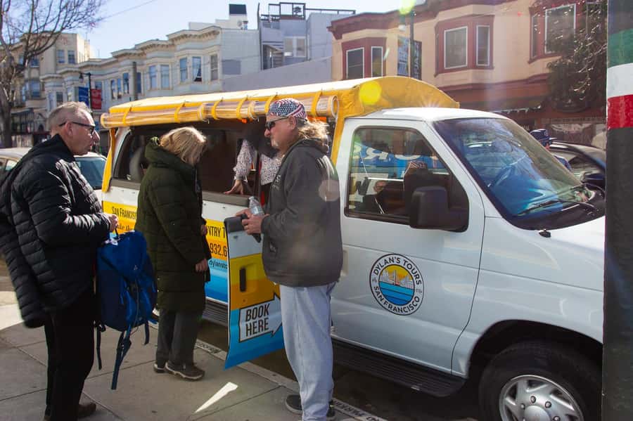 Lombard Leap: Lombard Street, Coit Tower and Chinatown Tour - Is $29 a fair price for 45 minutes?
