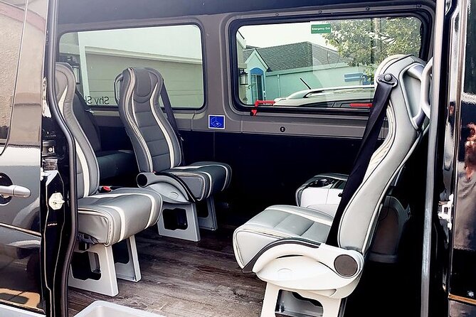 Napa - Sonoma Limo up to 9 passengers - Value for a group of up to nine