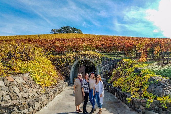 Napa Valley's Best Wine Tour w/ Local Expert - The guide is the difference between stops
