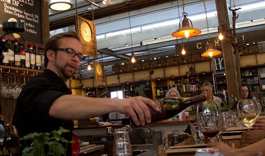 Napa Valley: Wine Tasting Tour by Open Air Trolley & Lunch - Lunch at a scenic winery stop