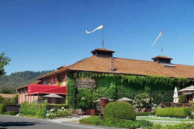 Napa Valley Wine Trolley Castle Tour - Lunch is included, but the exact meal may change