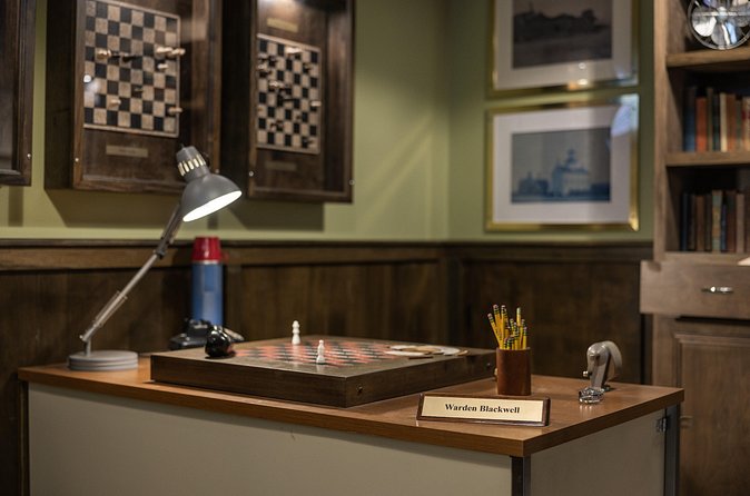 Prison Break Alcatraz Escape Room in Fisherman's Wharf - What the 75-minute visit includes