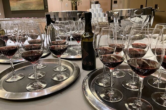 Private Sommelier-led Sonoma or Napa Wine Country Tour in VW Van - The 8:30 a.m. pickup from San Francisco
