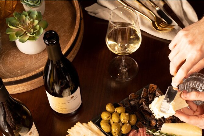 Russian River Weekend Wine Tasting & Gourmet Lunch - Who should book this experience