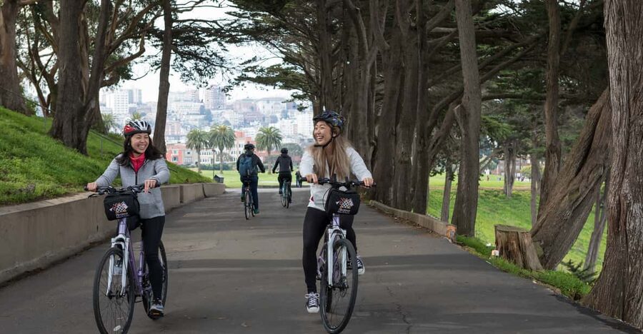 San Francisco: 1 Day Self Guided Bike Rental - Presidio Stops Beyond the Bridge