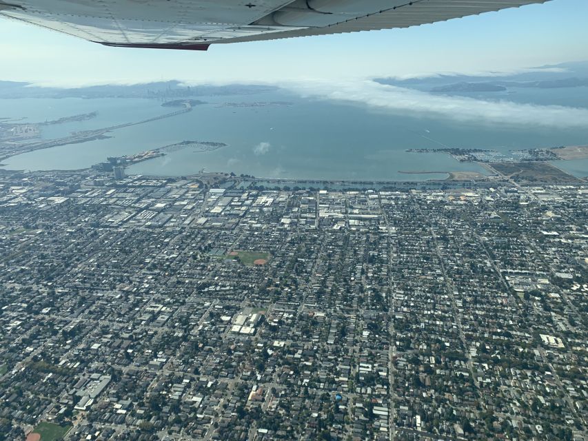 San Francisco: Airplane Private Bay Tour - The Golden Gate Bridge from the air