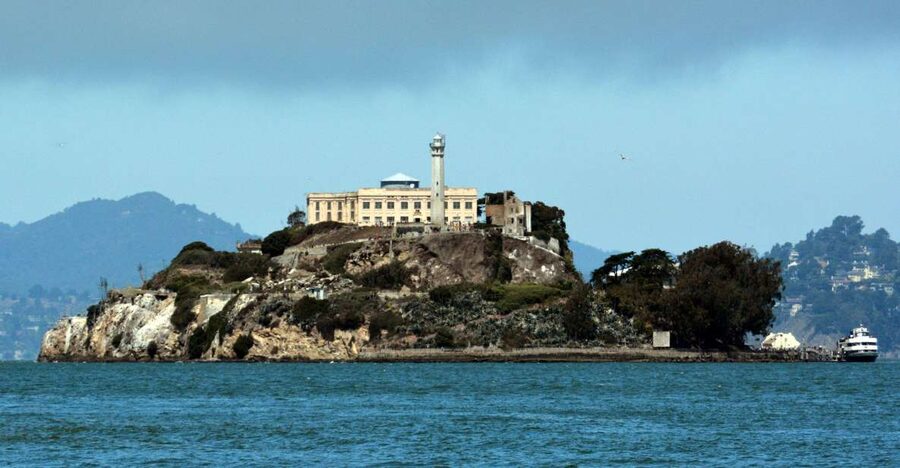 San Francisco: Alcatraz Island & 2 Hour Bike Rental - Key points to know before booking