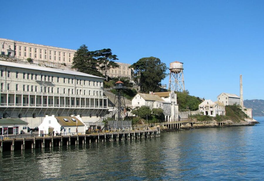 San Francisco: Alcatraz Island & Chinatown Walking Tour - The 45-minute cell-house audio tour