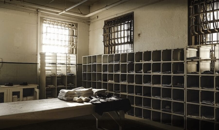 San Francisco: Alcatraz Island Prison Tour with Bay Cruise - The bay cruise adds a wider view of the city