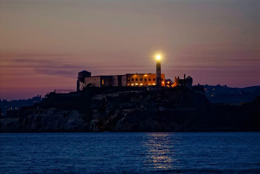 San Francisco: Alcatraz Night Tour with SF Bay Cruise - Who will enjoy this tour most?