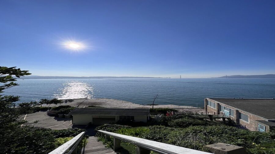 San Francisco: Alcatraz with SF City Tour - Lombard Street and the waterfront route