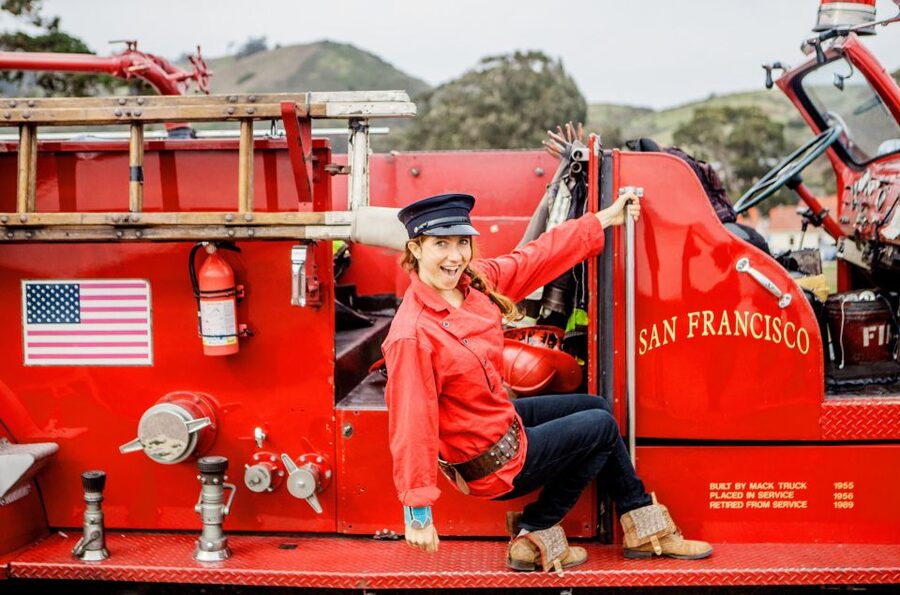 San Francisco Bay: 90-Minute Fire Engine Tour - Returning through Union Street