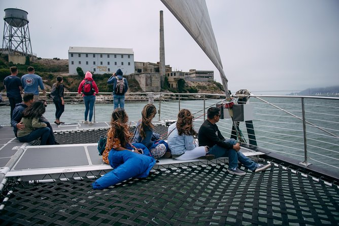 San Francisco Bay Sailing Cruise - Sausalito and the return across the bay