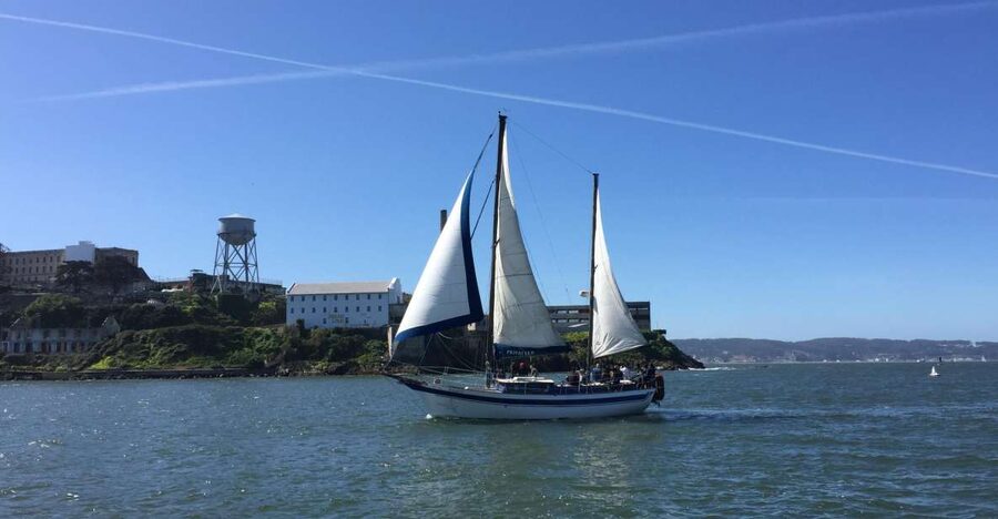 San Francisco: Bay Sailing Tour with Drinks - Key points to know before you book