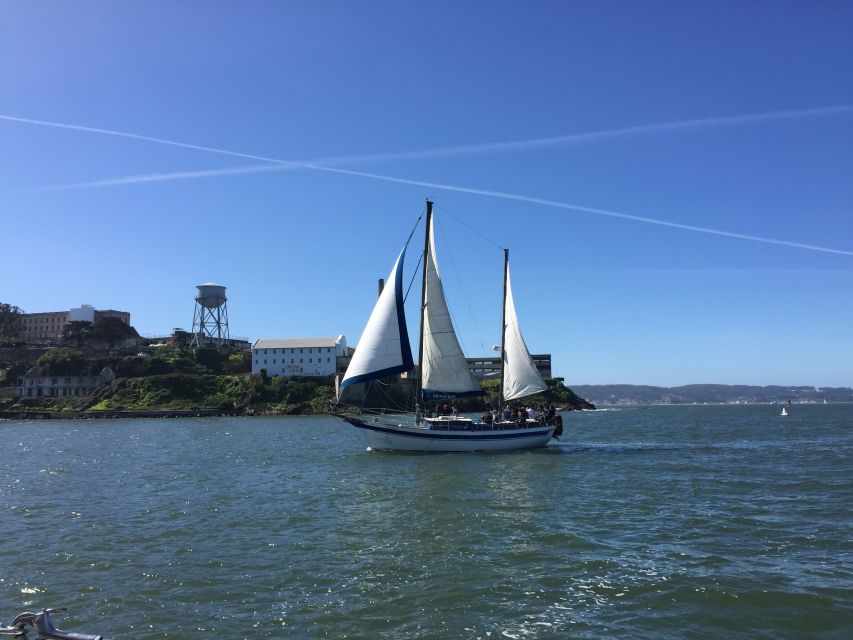 San Francisco: Bay Sailing Tour with Drinks - What the Privateer adds to a Bay cruise