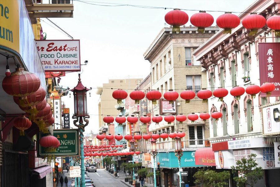 San Francisco: Chinatown Food and History Walking Tour - Old Saint Mary’s Cathedral and Chinatown’s religious past