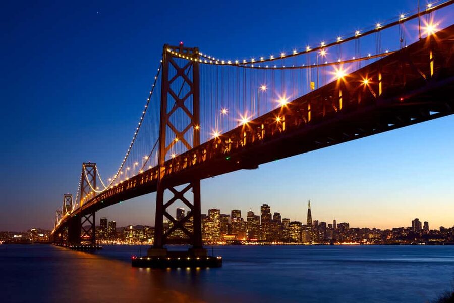 San Francisco: City Cruises Buffet Lunch or Dinner Cruise - Who gets the best value from the $93 price