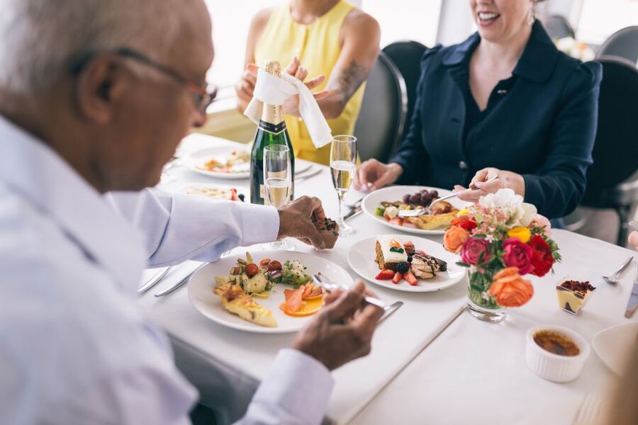 San Francisco: City Cruises Premier Brunch or Dinner Cruise - Key points to know before booking