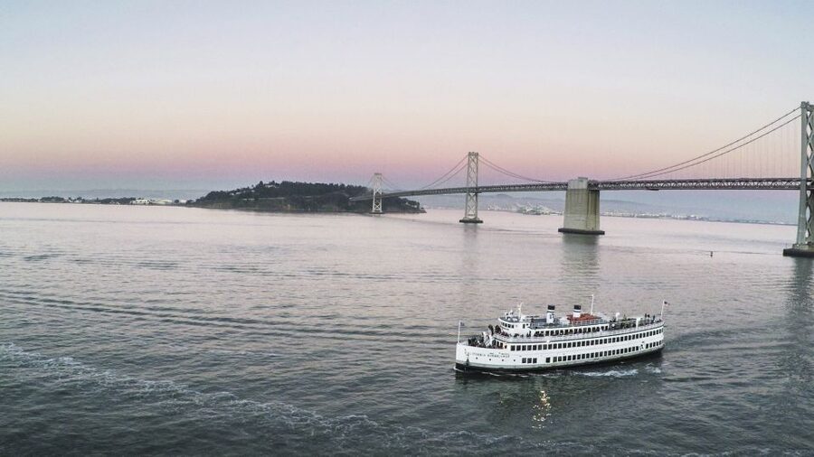 San Francisco: City Cruises Premier Brunch or Dinner Cruise - Choosing between brunch and dinner on San Francisco Bay