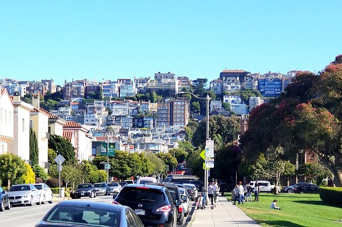 San Francisco City Small Group Morning Tour - The Presidio, the hippie district, and Golden Gate Park