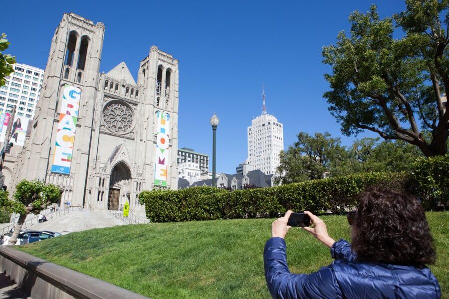 San Francisco City Tour - Alamo Square and the Painted Ladies