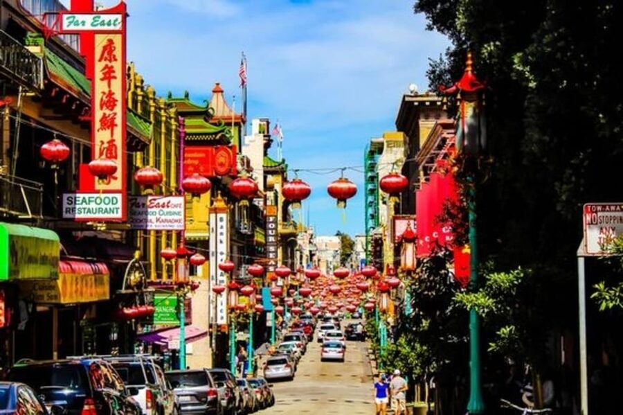 San Francisco : Downtown Private Walking Tour With A Guide - North Beach and its Italian character