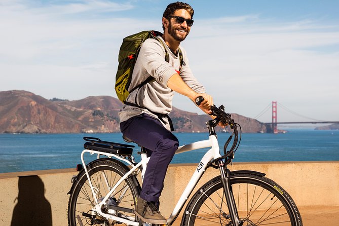 San Francisco E-Bike Tour: City Highlights - Haight-Ashbury and the lunch stop