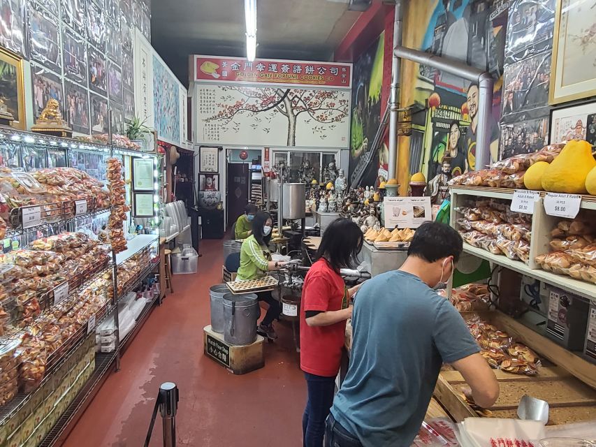 San Francisco: Food Walking Tour of Chinatown & North Beach - Key points at a glance