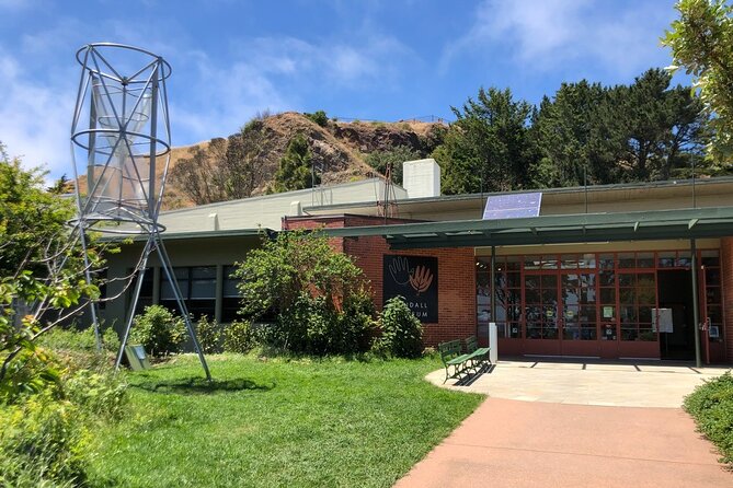 San Francisco Four Peaks Tour - Secret stairs, concrete slides, and the missing statue