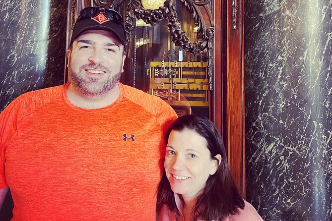 San Francisco Ghost & True Crime Tour - Columbus Avenue and the whiskey that survived the fire