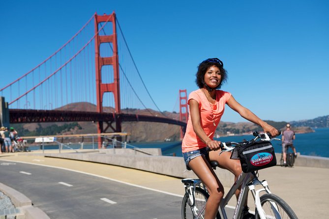 San Francisco Golden Gate Bridge Bike or Electric Bike Rental - The easy opening through Fort Mason and the Marina