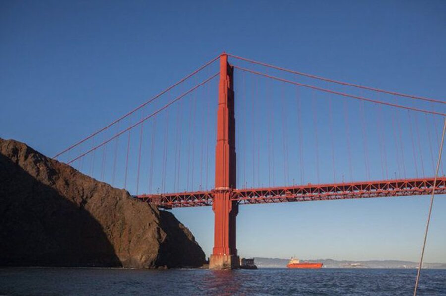 San Francisco: Golden Gate Bridge Catamaran Cruise - Setting out from the waterfront