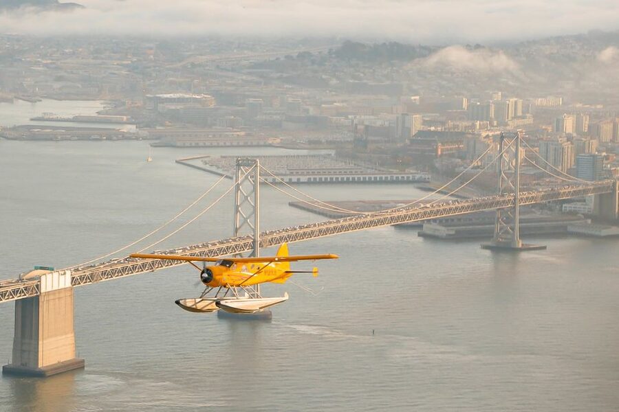 San Francisco: Golden Gate Bridge Seaplane Tour - Flying over the Golden Gate Bridge