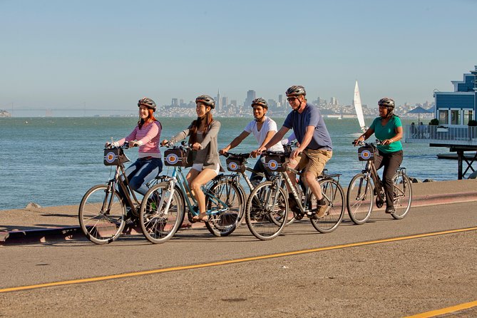 San Francisco Golden Gate To Sausalito Bike Tour - Vista Point and the ride into Sausalito